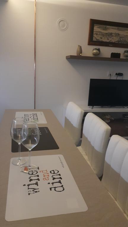 Sweet Dreams Apartment アランジェロヴァツ 部屋 写真